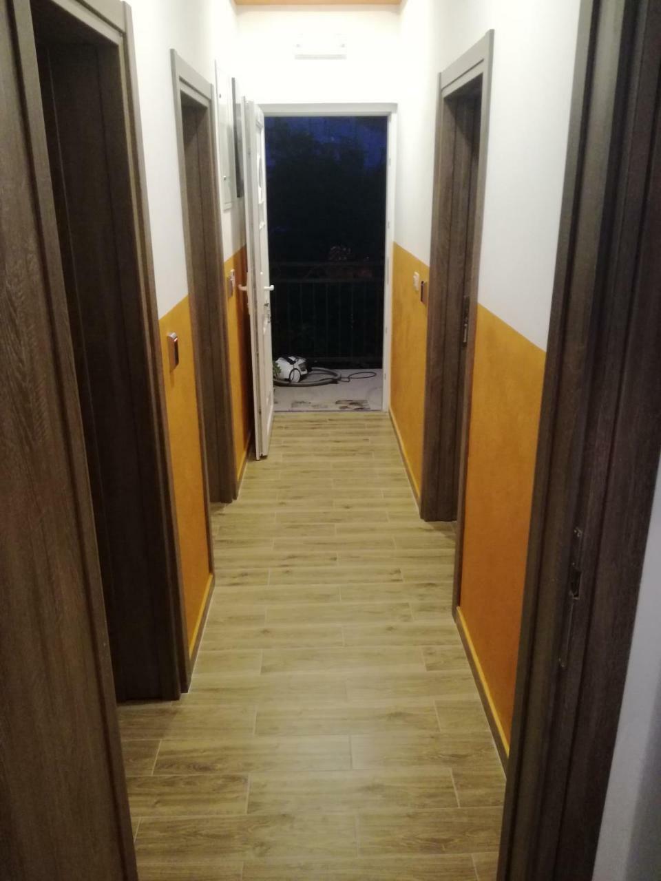 Apart Dom Jankovic Sutomore Buitenkant foto